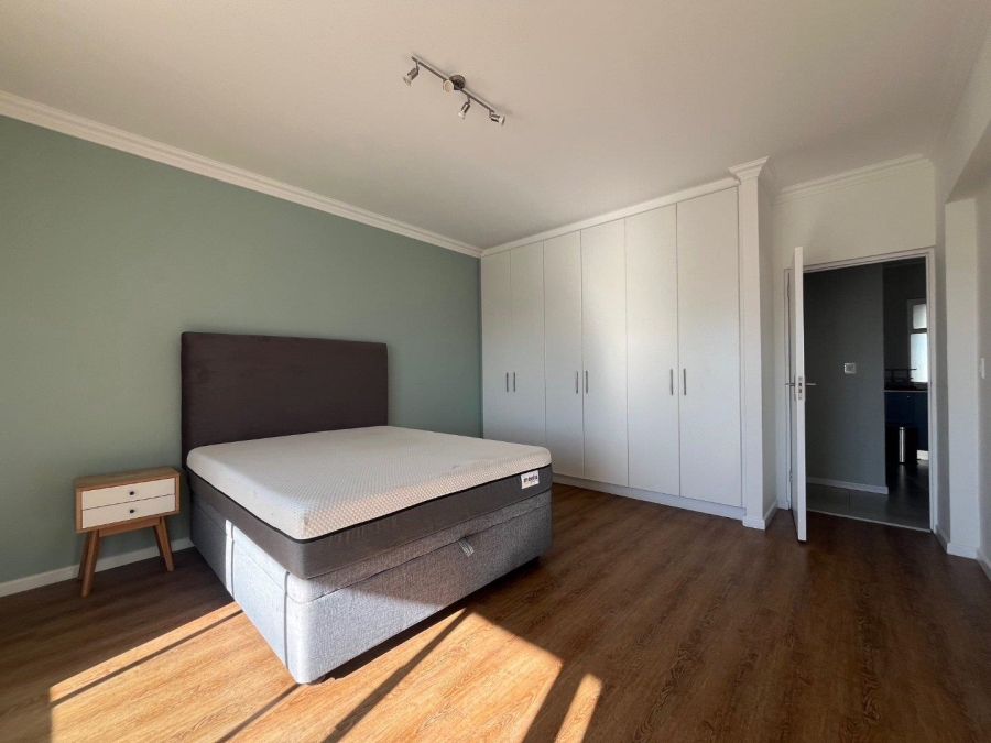 To Let 2 Bedroom Property for Rent in Sea Point Western Cape